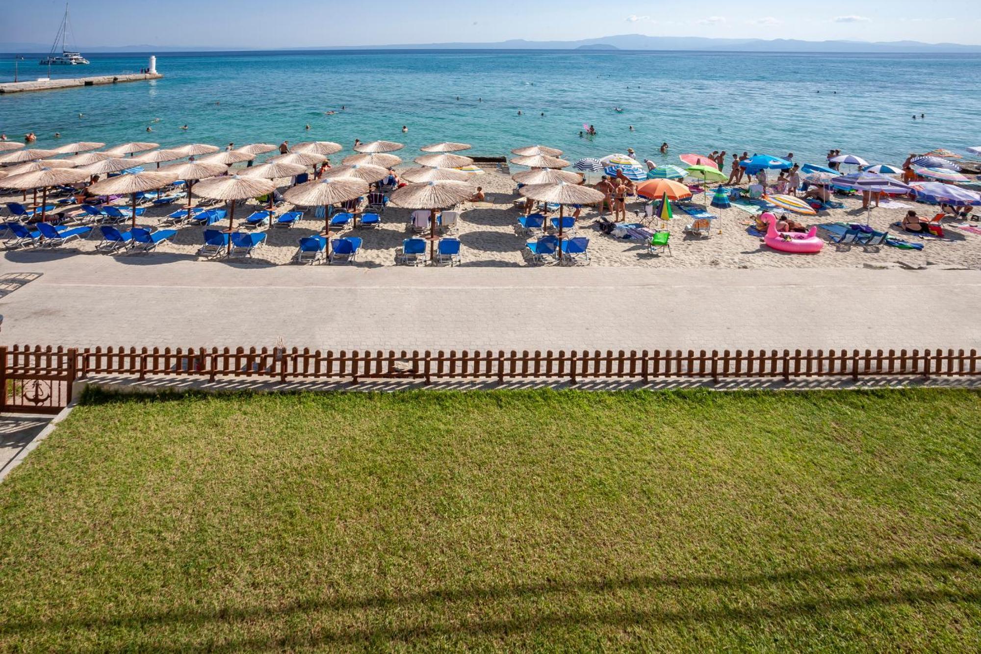 Rafaella Sea View Apartments 2 Пефкохори Екстериор снимка